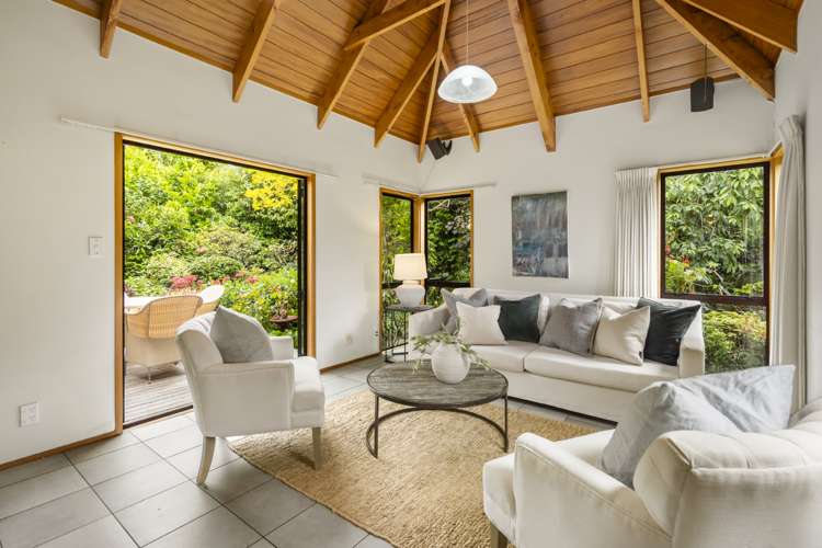 265 Lake Road Belmont_5