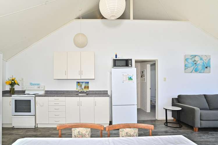 12A Weld Street Māhia Beach_5