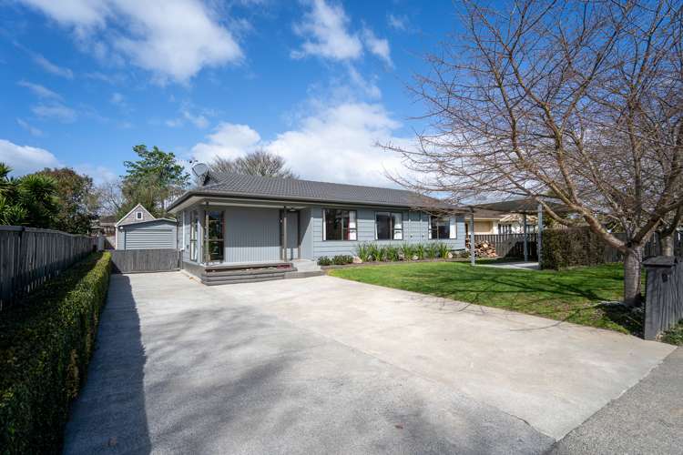 6 Sargeson Place Leamington_23