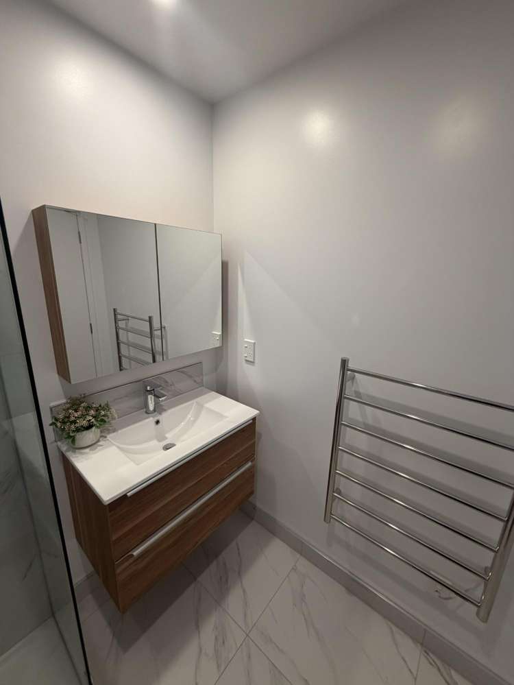  8/19 Winchester Street Merivale_7