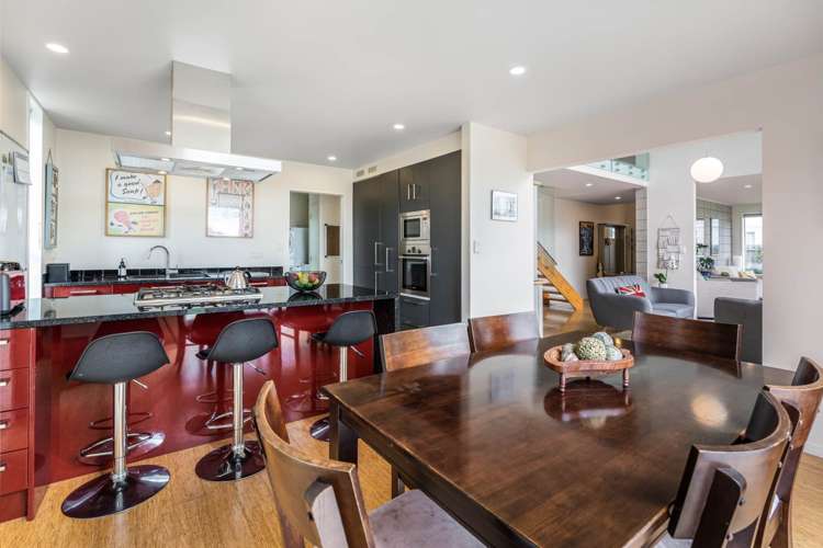 18 Fraser Road Narrow Neck_26