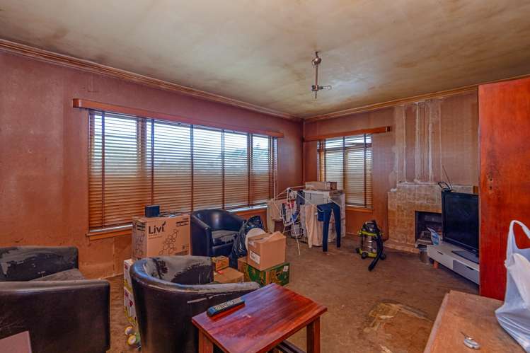 36 Rainforth Street Roslyn_3