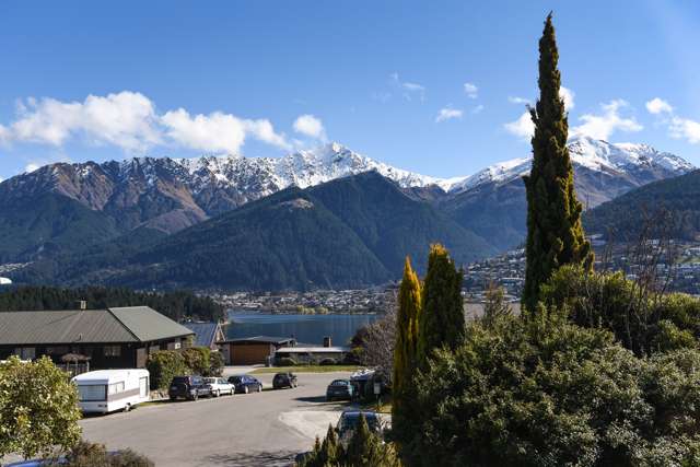 8 Kelvin Place Kelvin Heights_3