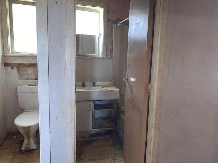 16 Parrs Cross Road Henderson_7