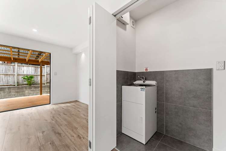 10 Toia Lane Silverdale_21