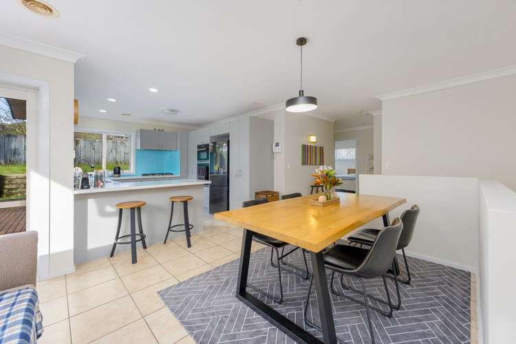 8 Greenway Rise Gulf Harbour_13