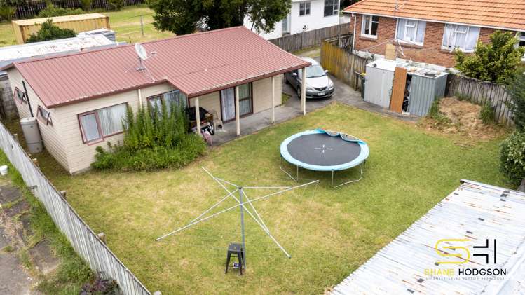 34 Waipapa Crescent Otara_17