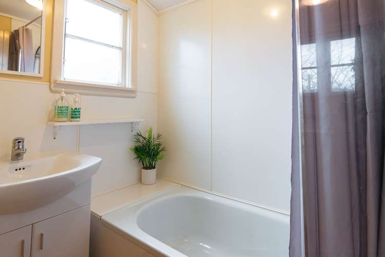 19 Wilkin Terrace Otematata_12