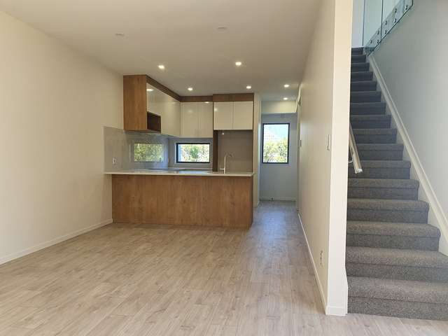 B/24 Castledine Crescent 10026_2