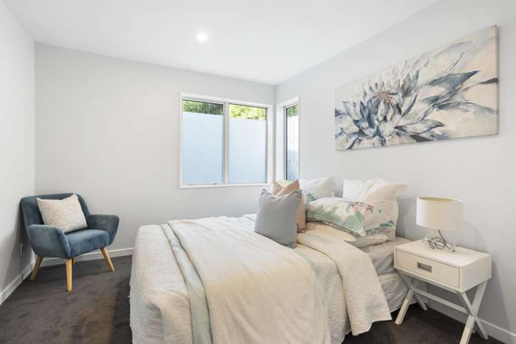 517 East Coast Road Murrays Bay_16