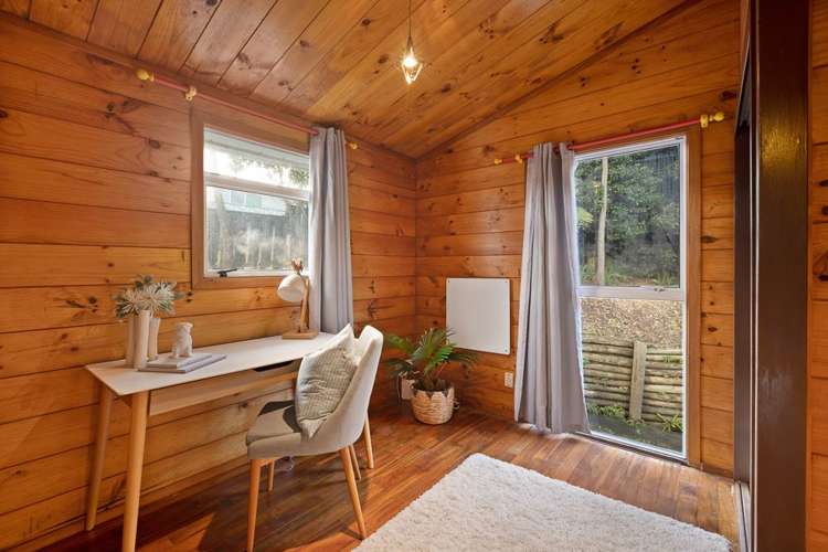 2 Dunraven Place Torbay_18