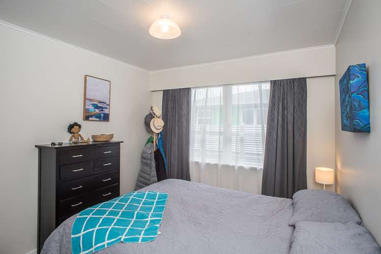 54b Kapiti Road Paraparaumu_11