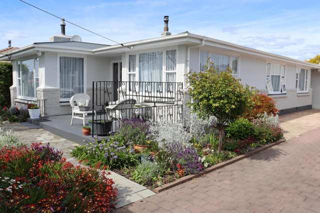 Spacious Home & Oasis to Enjoy!