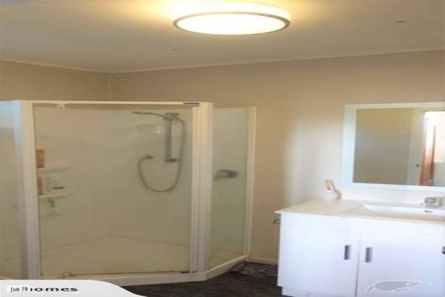 101 Selwyn Crescent Forrest Hill_4