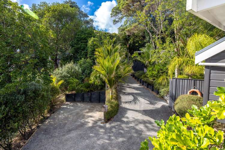 84 Coromandel Road Oneroa_33