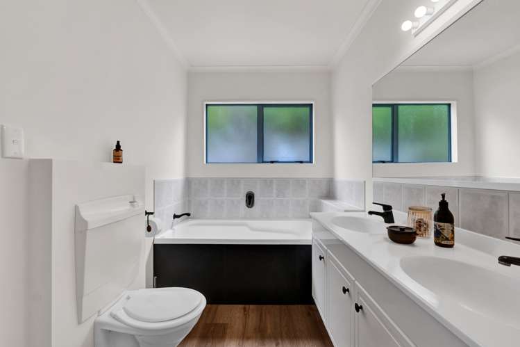 15a Bulteel Street New Plymouth Central_17