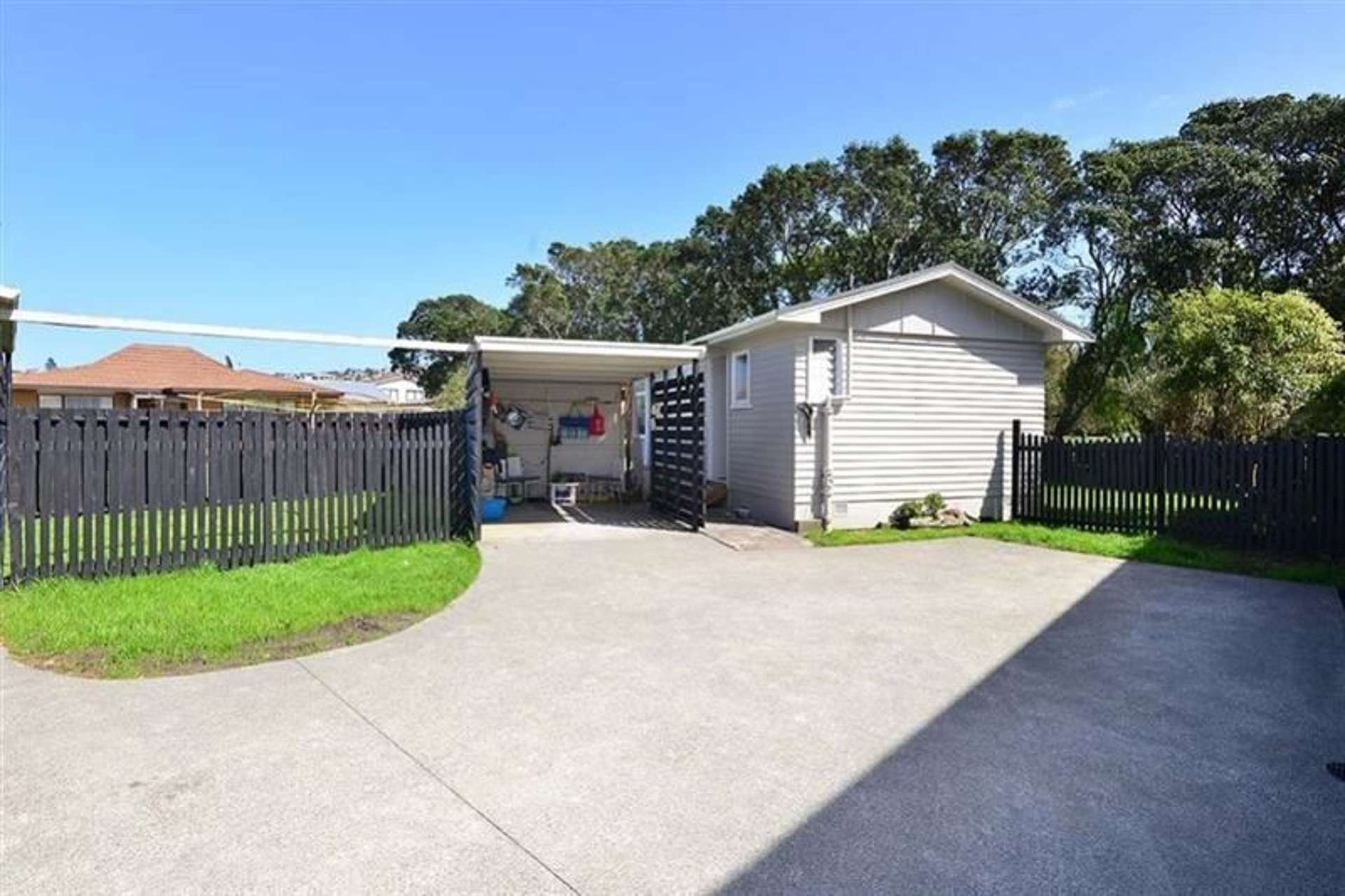 3/17 West Hoe Road Orewa_0