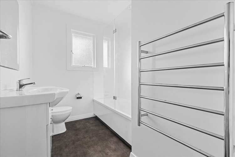 1A Errol Street_4