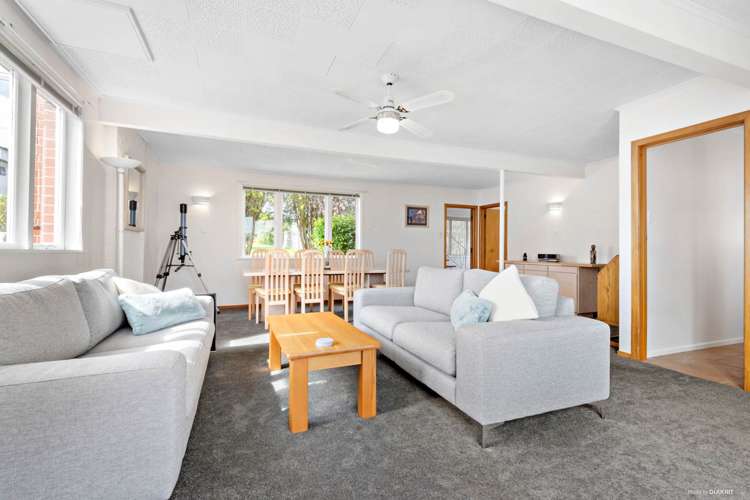 1 Amberley Avenue Te Atatu South_8