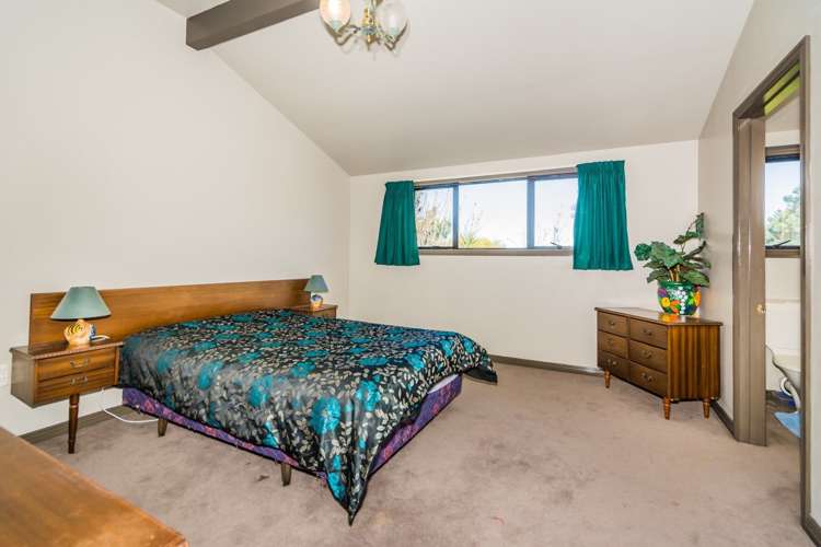 1074 East Coast Road Redvale_11