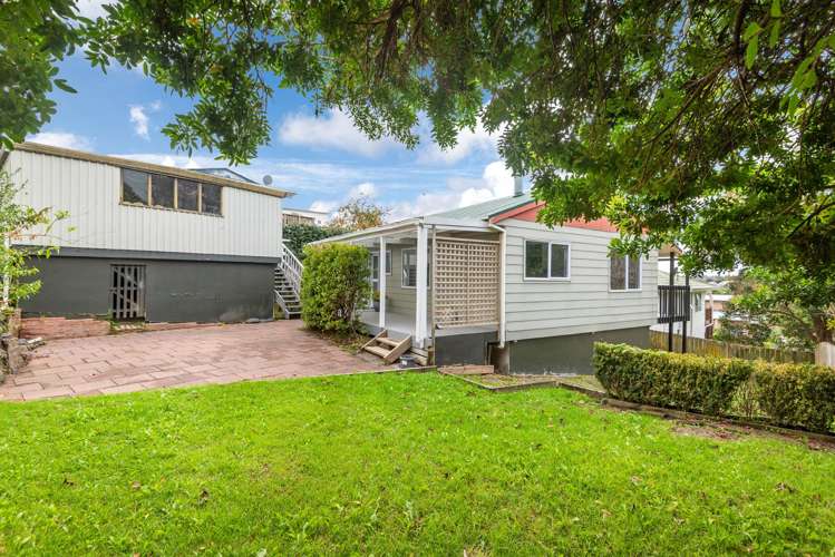 2/7 Taurus Crescent Beach Haven_16