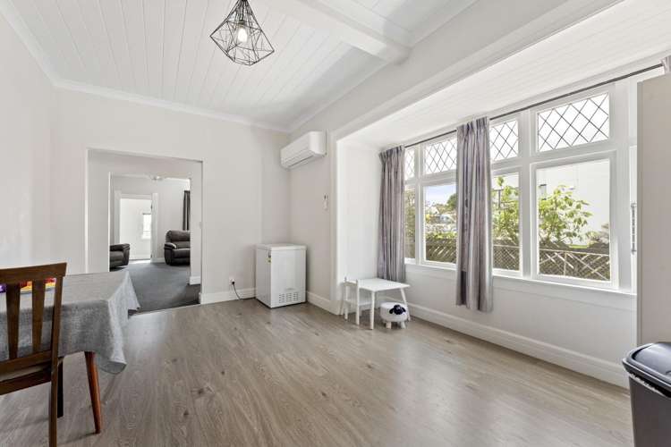 29 Tawa Street 1208_9