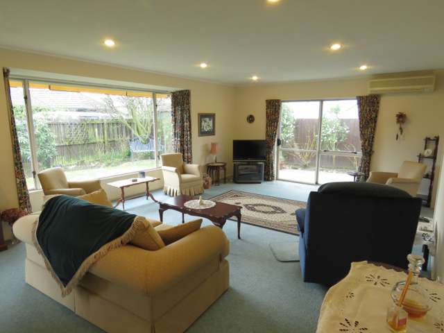 125 Pages Road Allenton_1