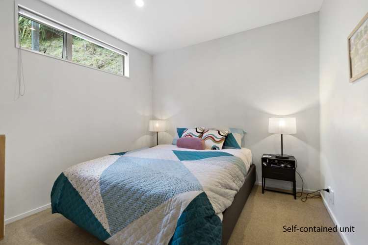 40 Arawata Terrace Fernhill/Sunshine Bay_16