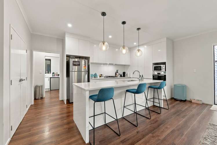 36 Koropa Road_4