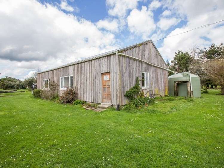 16 Dunrobin Lane (Pvt) Maungatapere_3