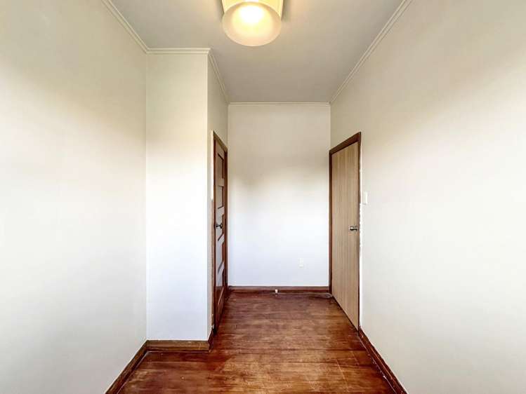 2 White Street 1236_12