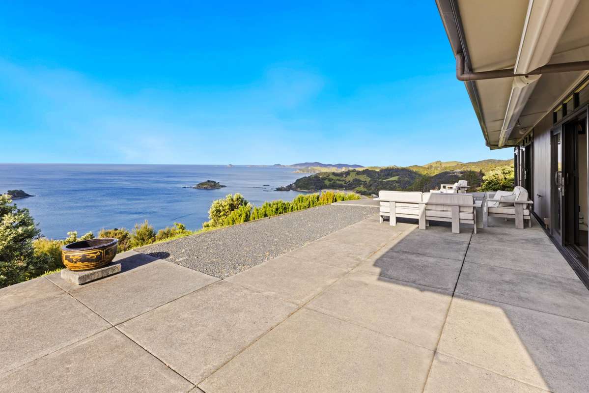 1692F Wainui Road_0