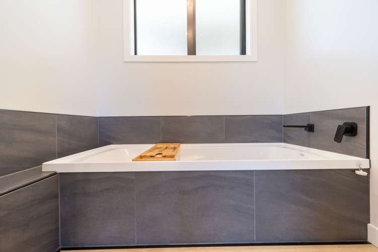 9 Millar Place Te Anau_23