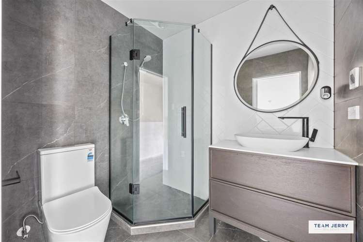 2/4 Ranier Street Ellerslie_15