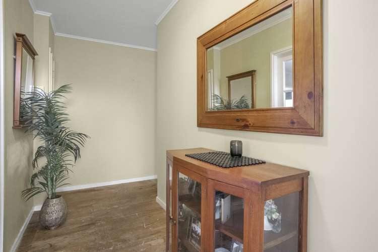 2 Tanekaha Street Stokes Valley_2