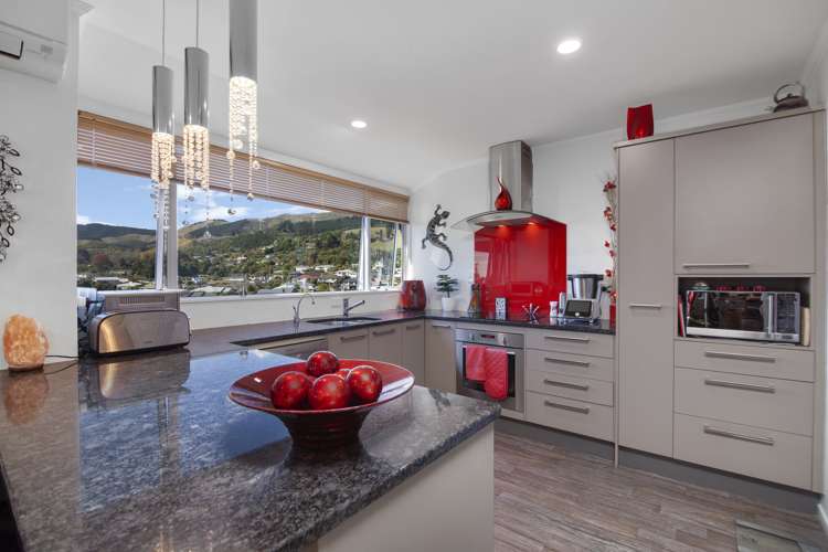 28 Olympus Way Richmond_3