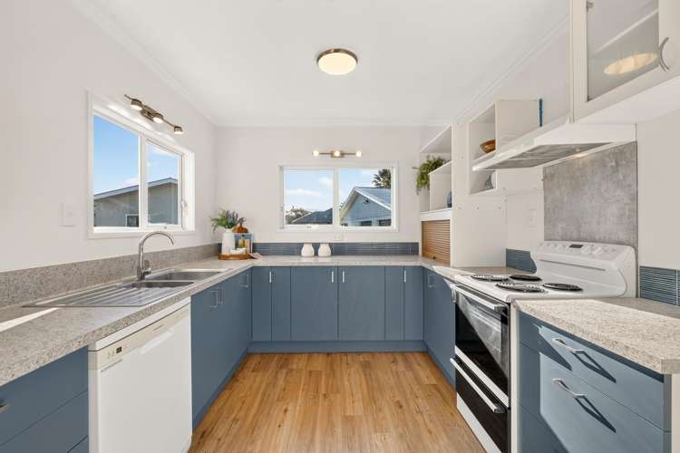 29 Neale Avenue Stoke_8