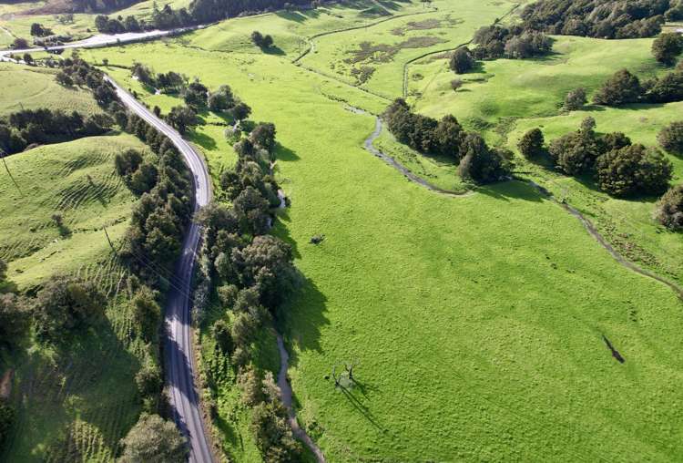 Corner of Paradise Road and State Highway 14 Tangiteroria_5