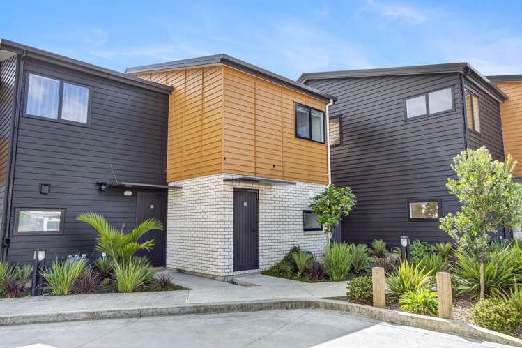 28 Whati Lane Henderson North_15