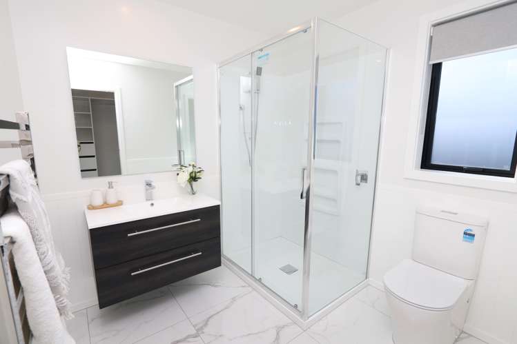 21 Redhaven Rise Netherby_17