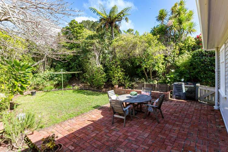 3 Hurman Street Karori_13