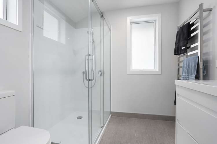 4 Sir Lincoln Drive Kumeu_10