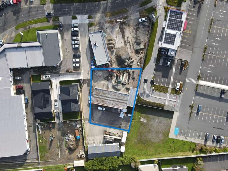 14 - 16 The Strand Wainuiomata_1