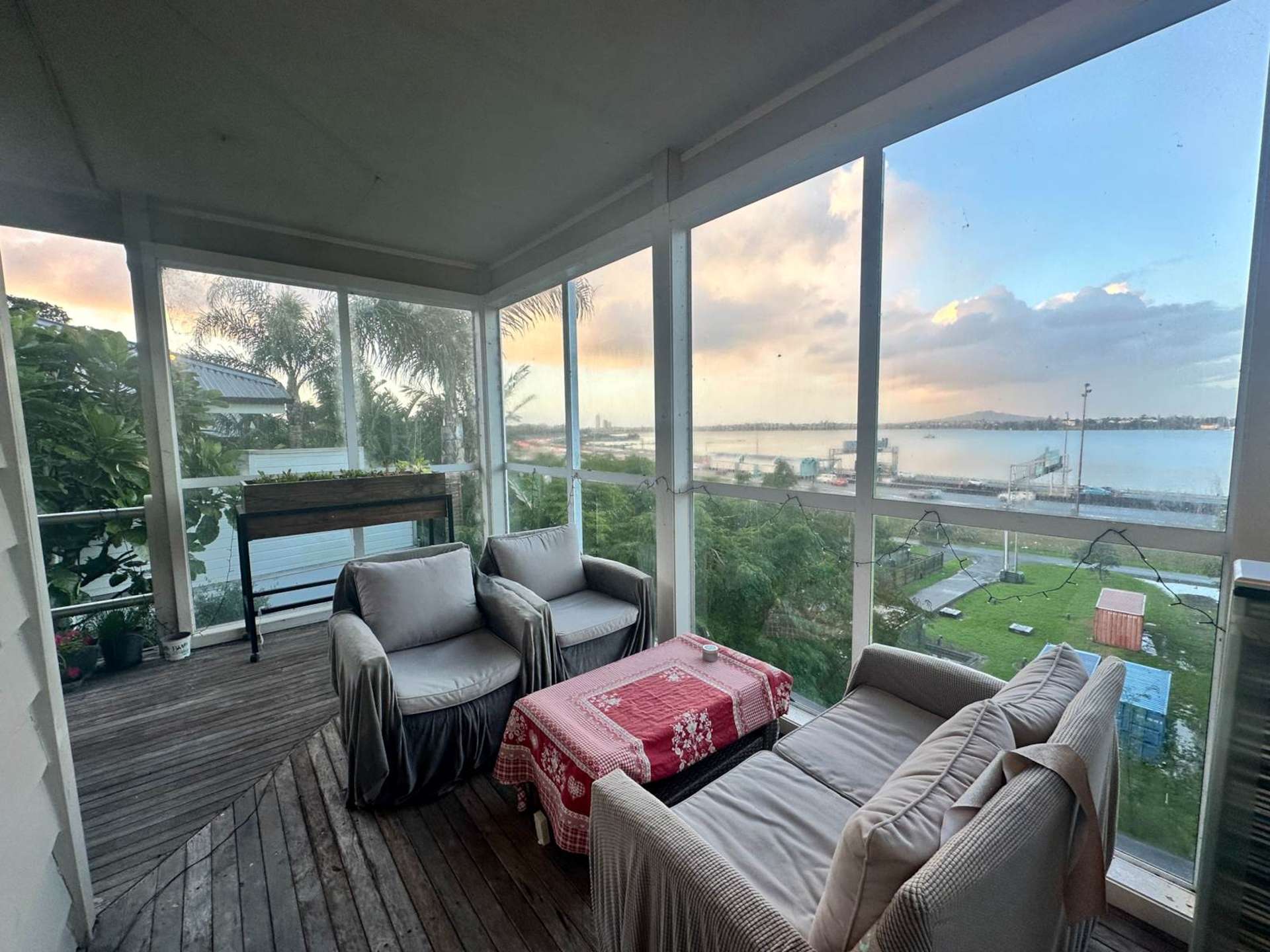 2/85 Princes Street Northcote Point_0