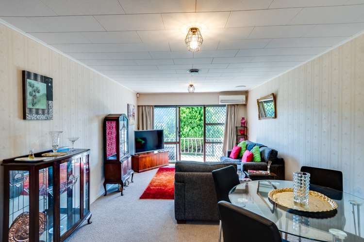 2/93 Riverbend Road Onekawa_6