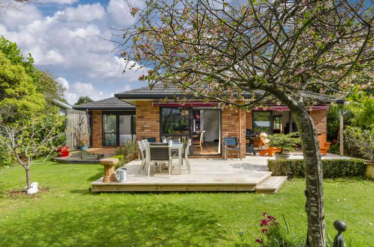 16 Harbour View Road Point Wells_14