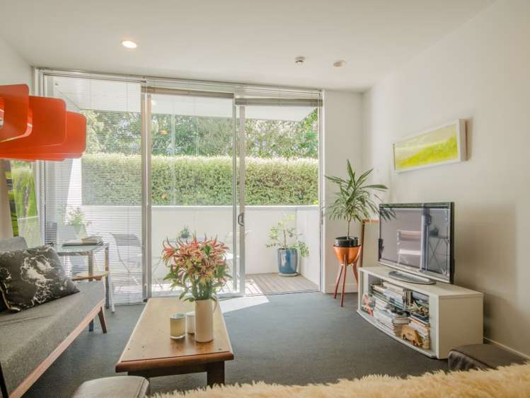 209/22 Fisher-Point Drive Auckland Central_1