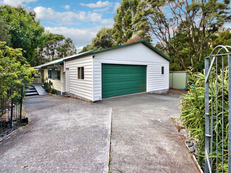 8 Sonnenberg Way Titirangi_18