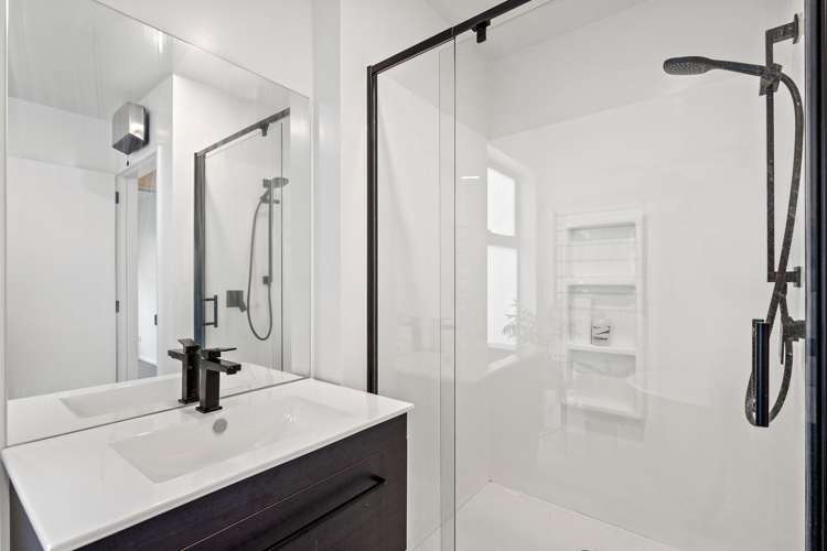 181a Lincoln Road Addington_12