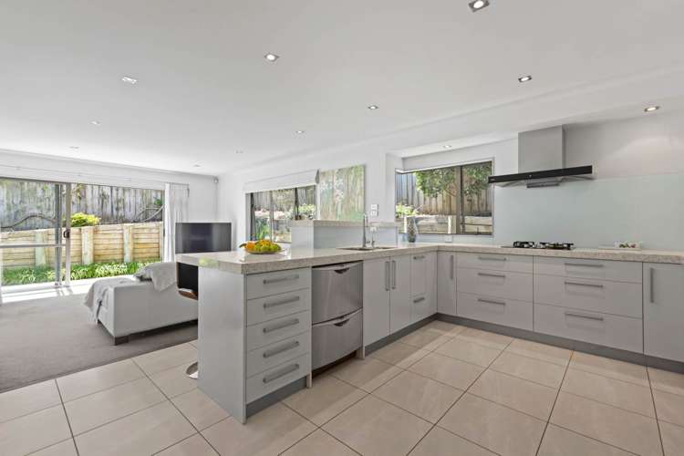 108 Cyril French Drive Flat Bush_5